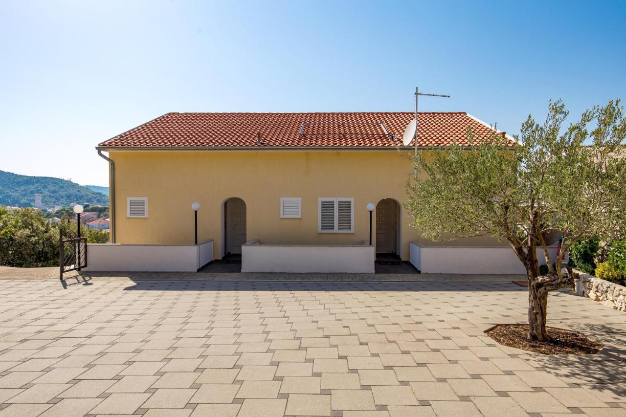 Dvorine Apartment Tisno Exterior photo